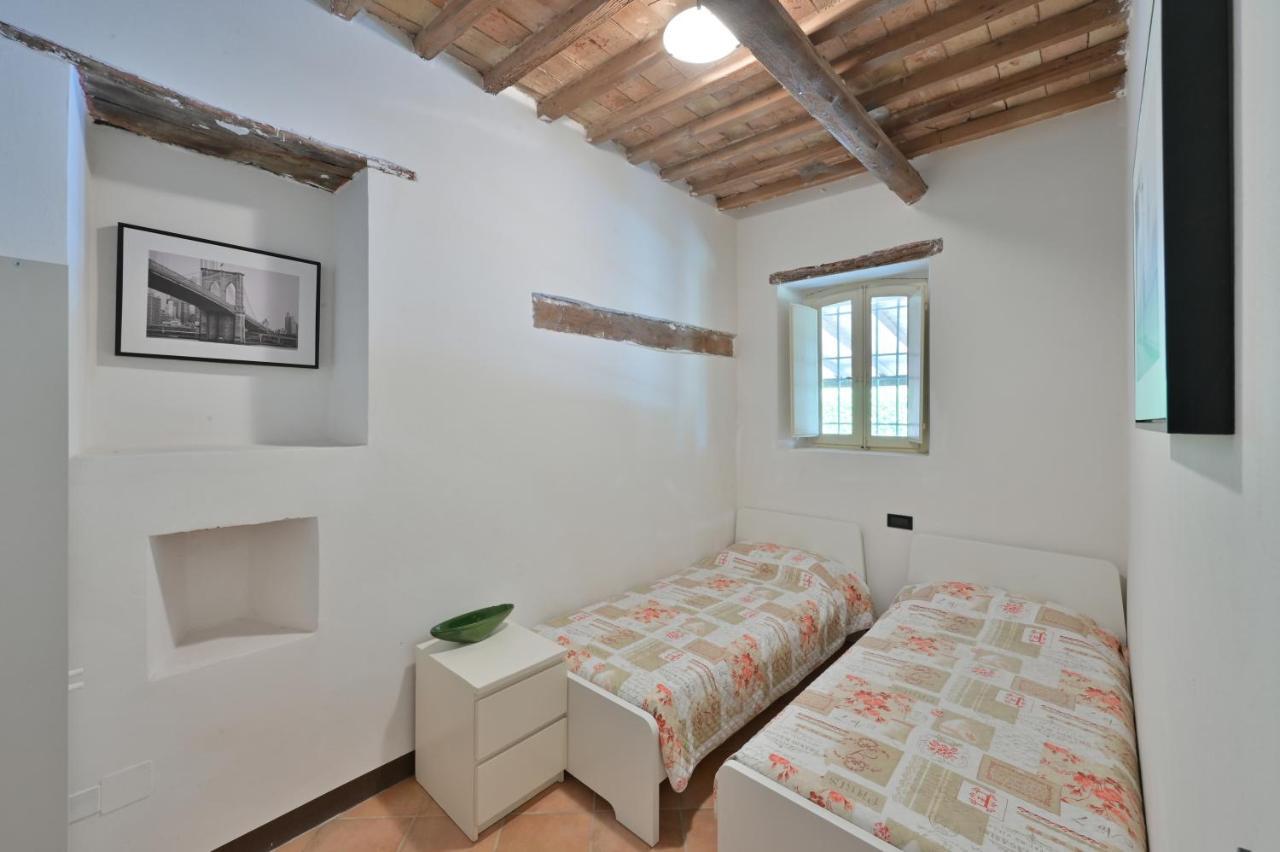 Cerreto Castello Casale Romani Country Residence מראה חיצוני תמונה