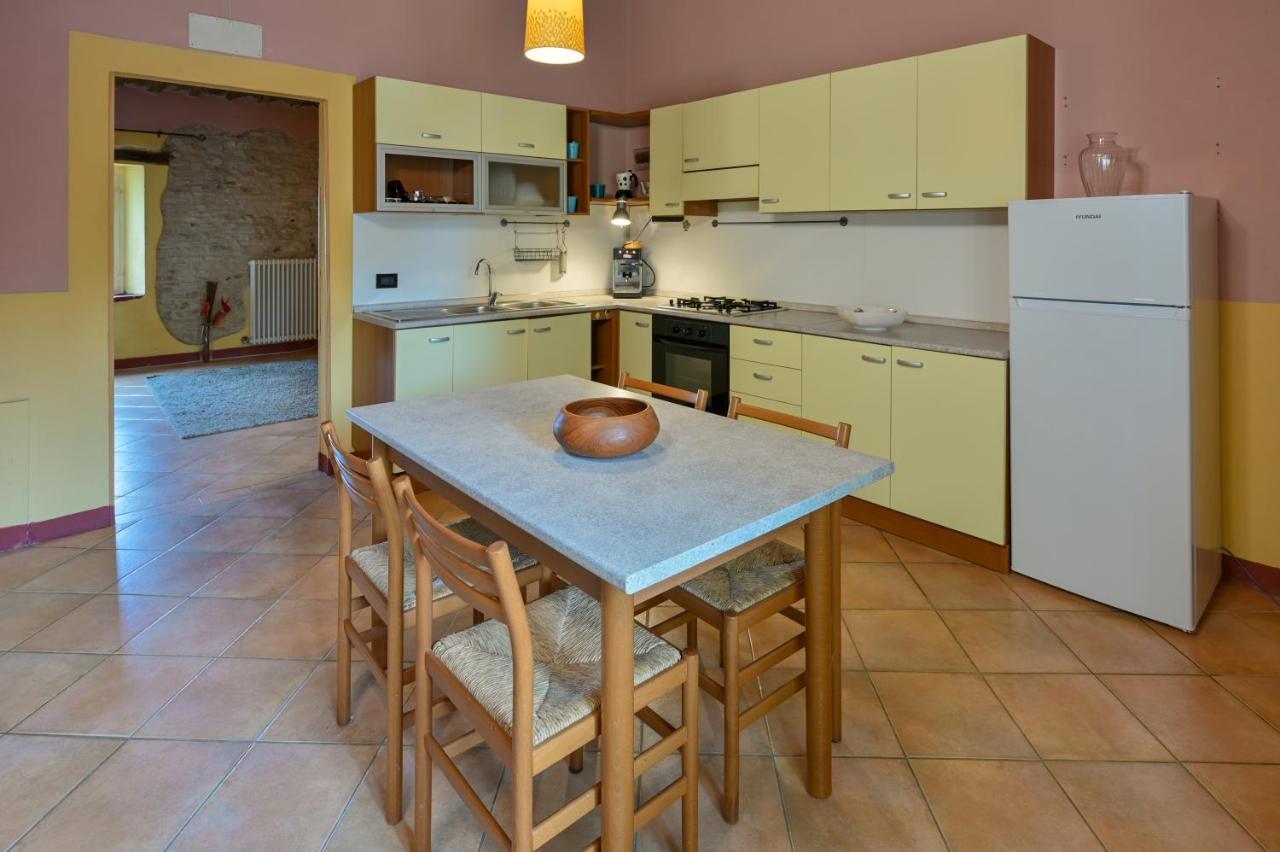 Cerreto Castello Casale Romani Country Residence מראה חיצוני תמונה
